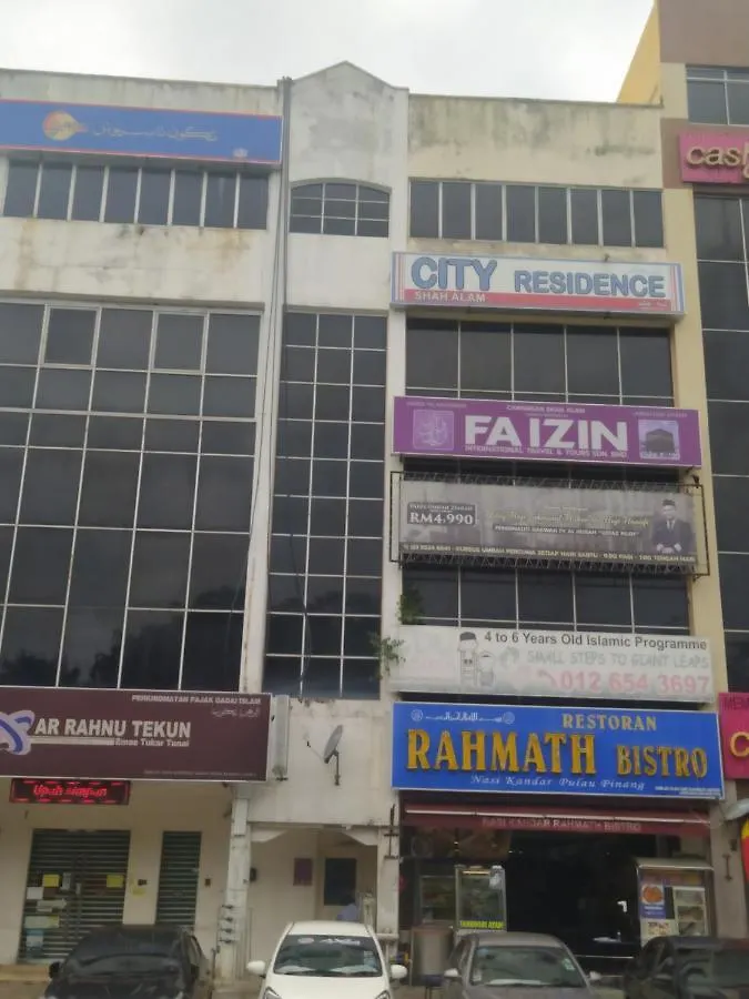 City Residence Shah Alam Hotel 0*,  Malaysia